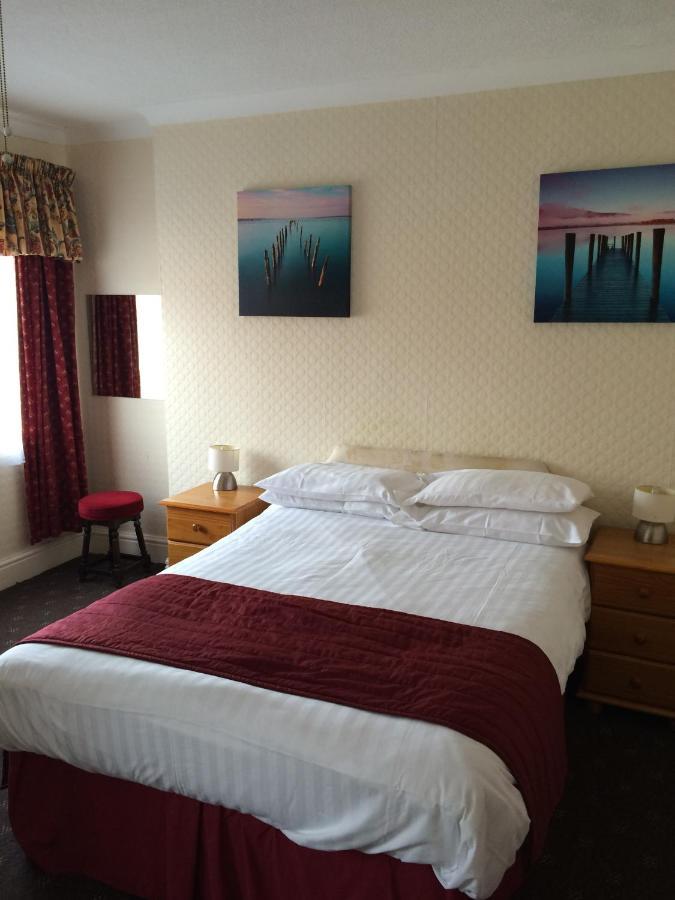 Monterey Beach Hotel 리탬 세인트 앤스 외부 사진