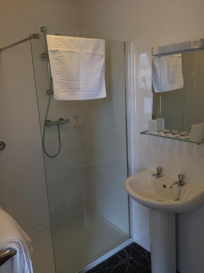 Monterey Beach Hotel 리탬 세인트 앤스 외부 사진